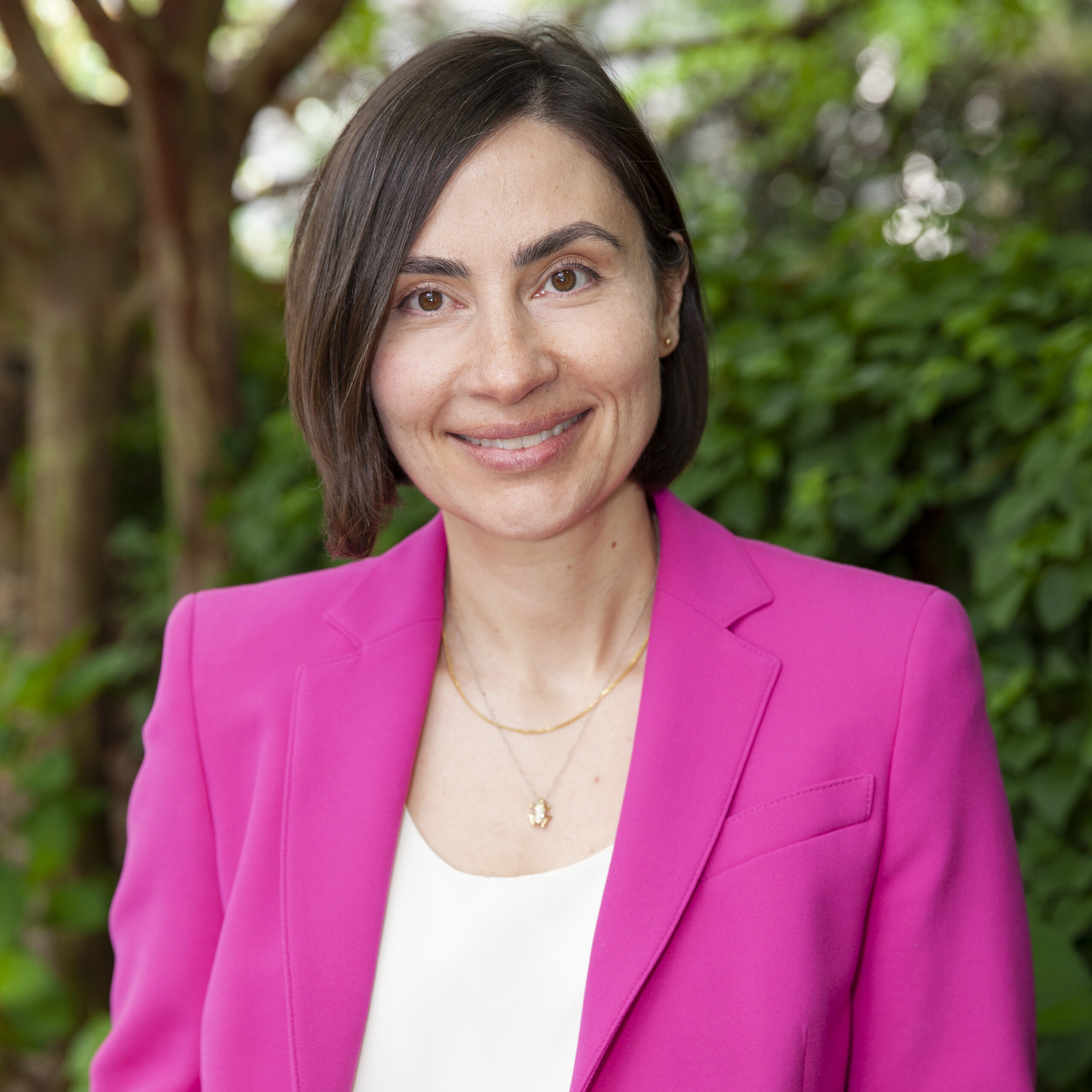Sezaneh Seymour's headshot